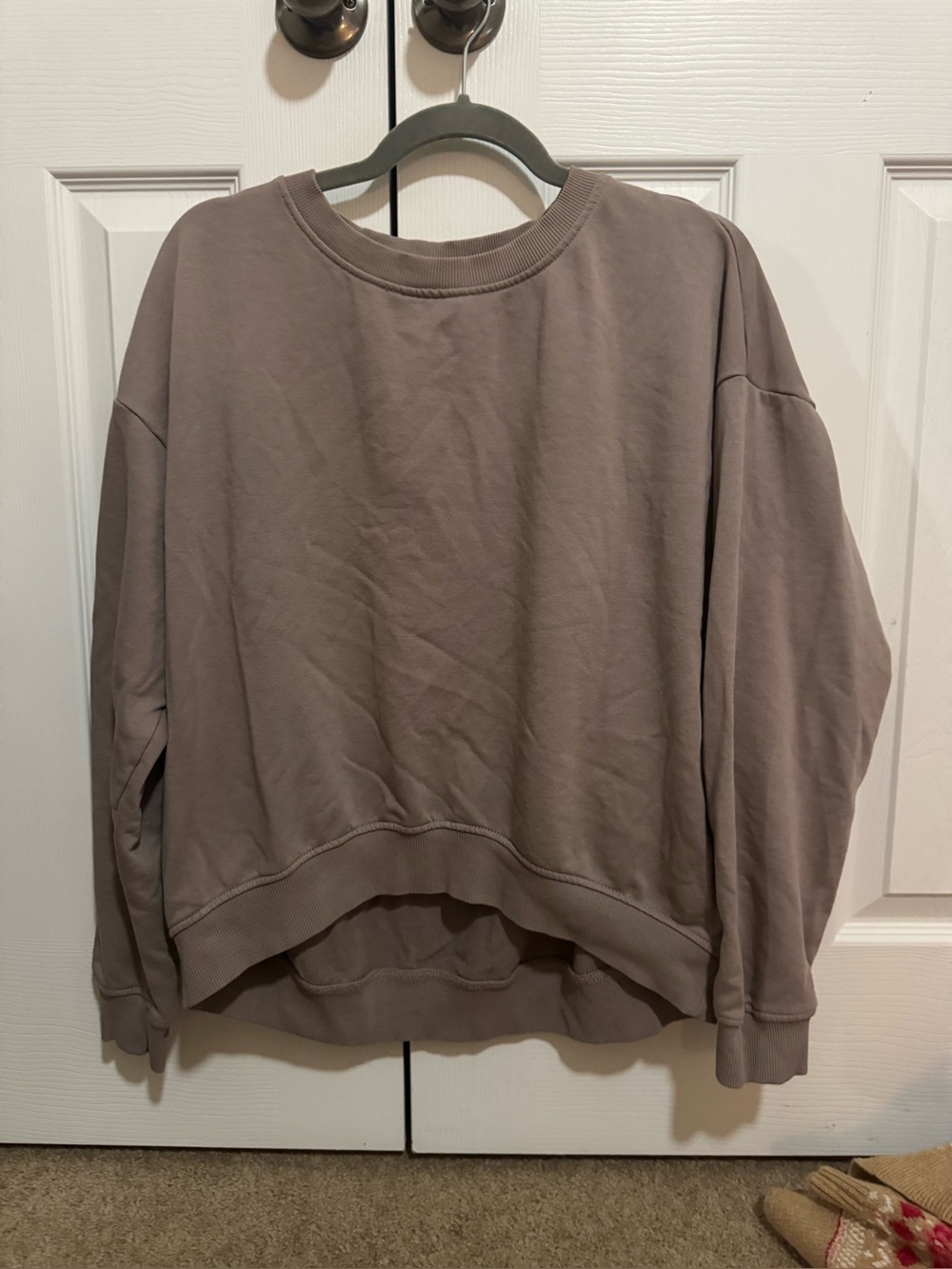 H&M Women's Crewneck Sweater - Taupe